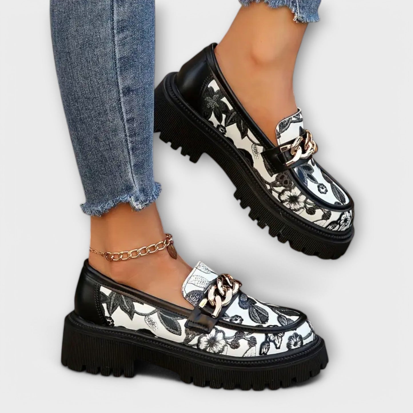 Bloom - Elegant Retro Moccasins