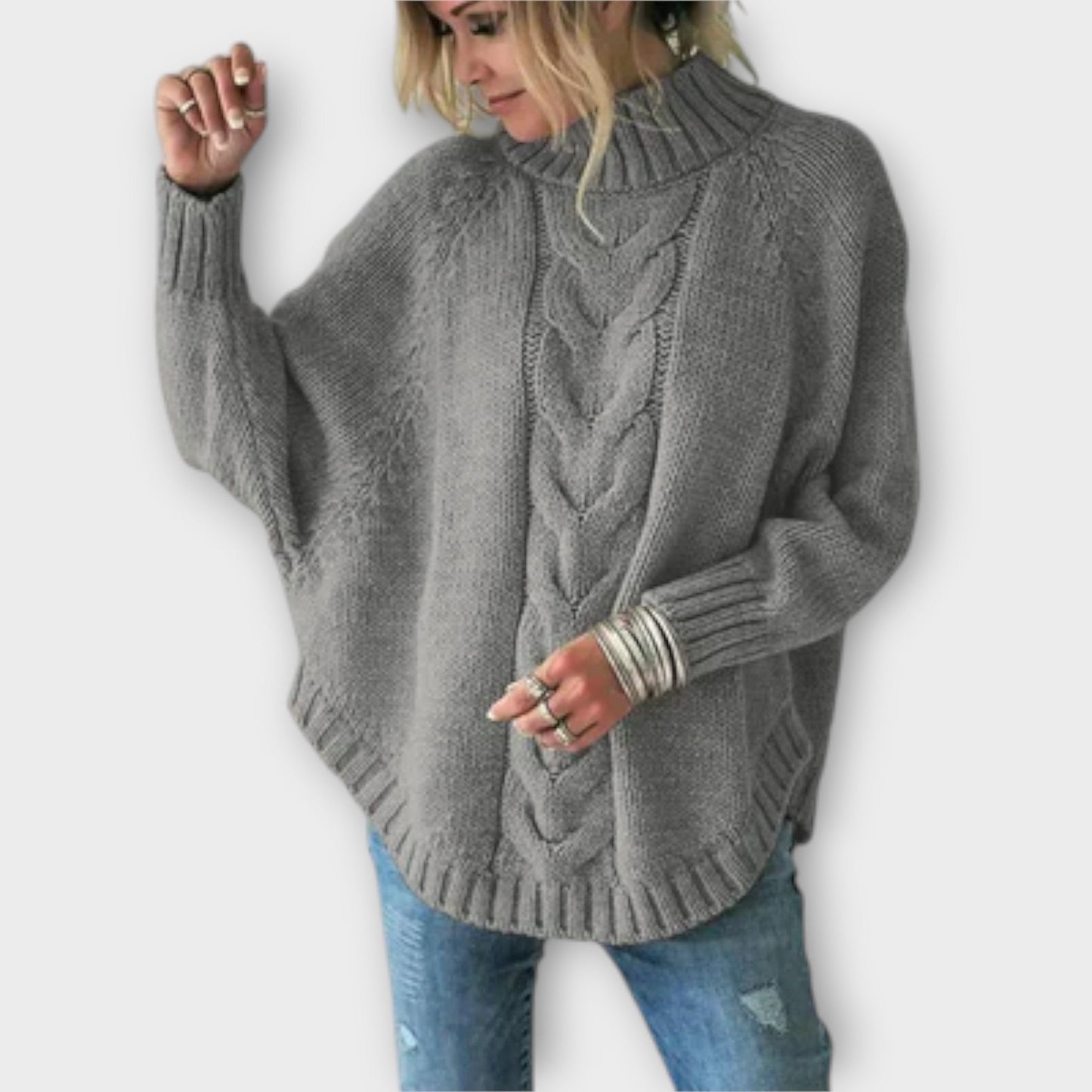 Isla™ | Knitted sweater with cable pattern