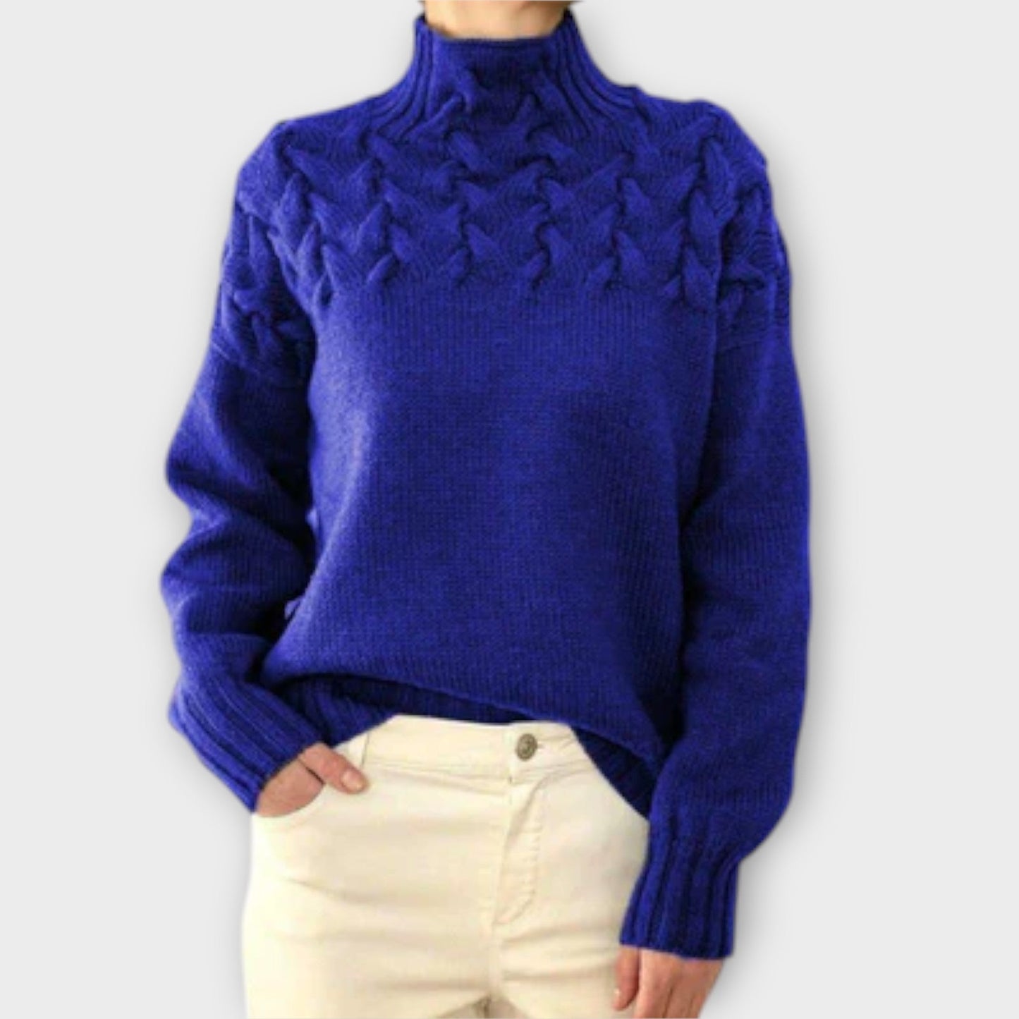 Scarlett™ | Women's sweater with cable knit detail