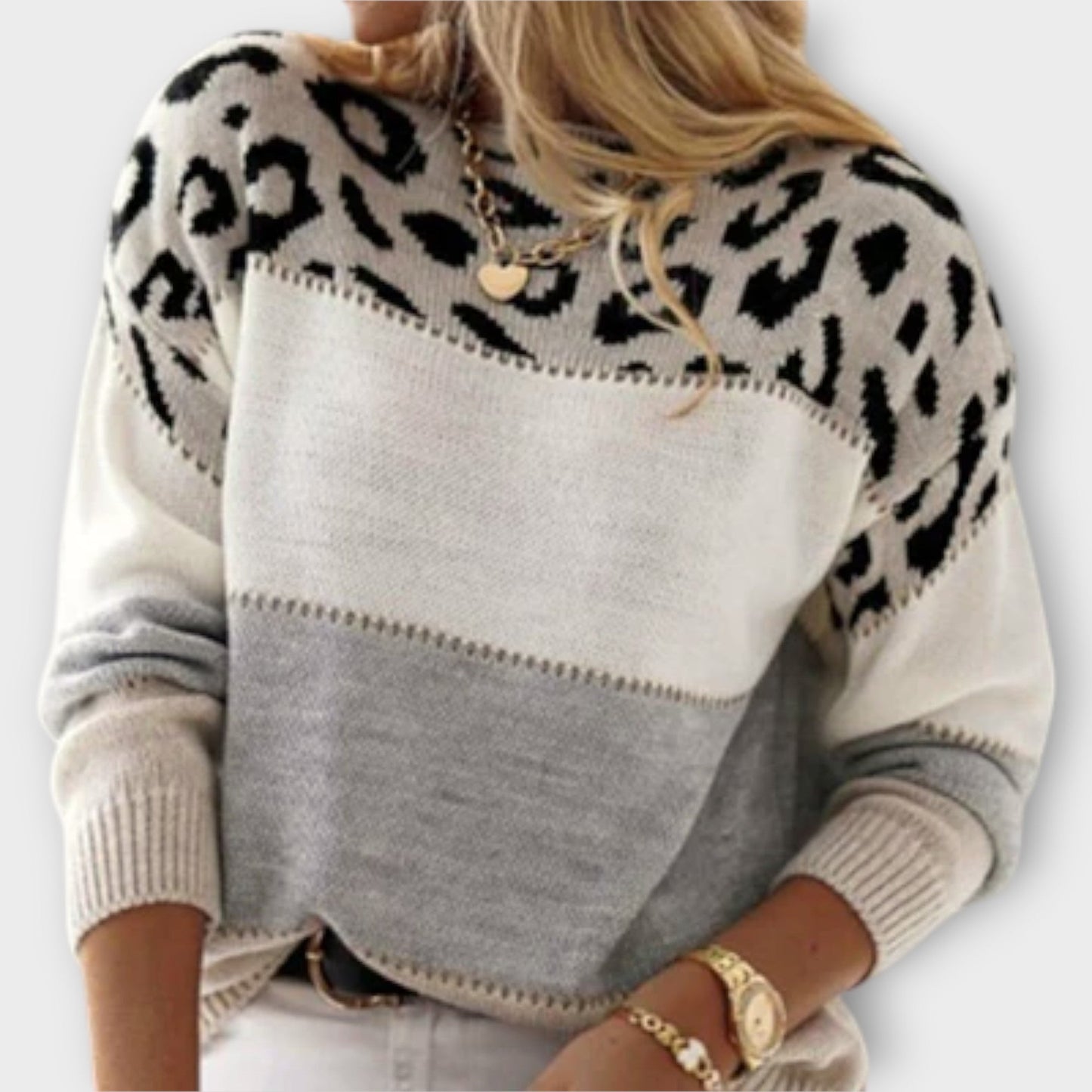 Evelyn™ | Casual sweater with leopard design