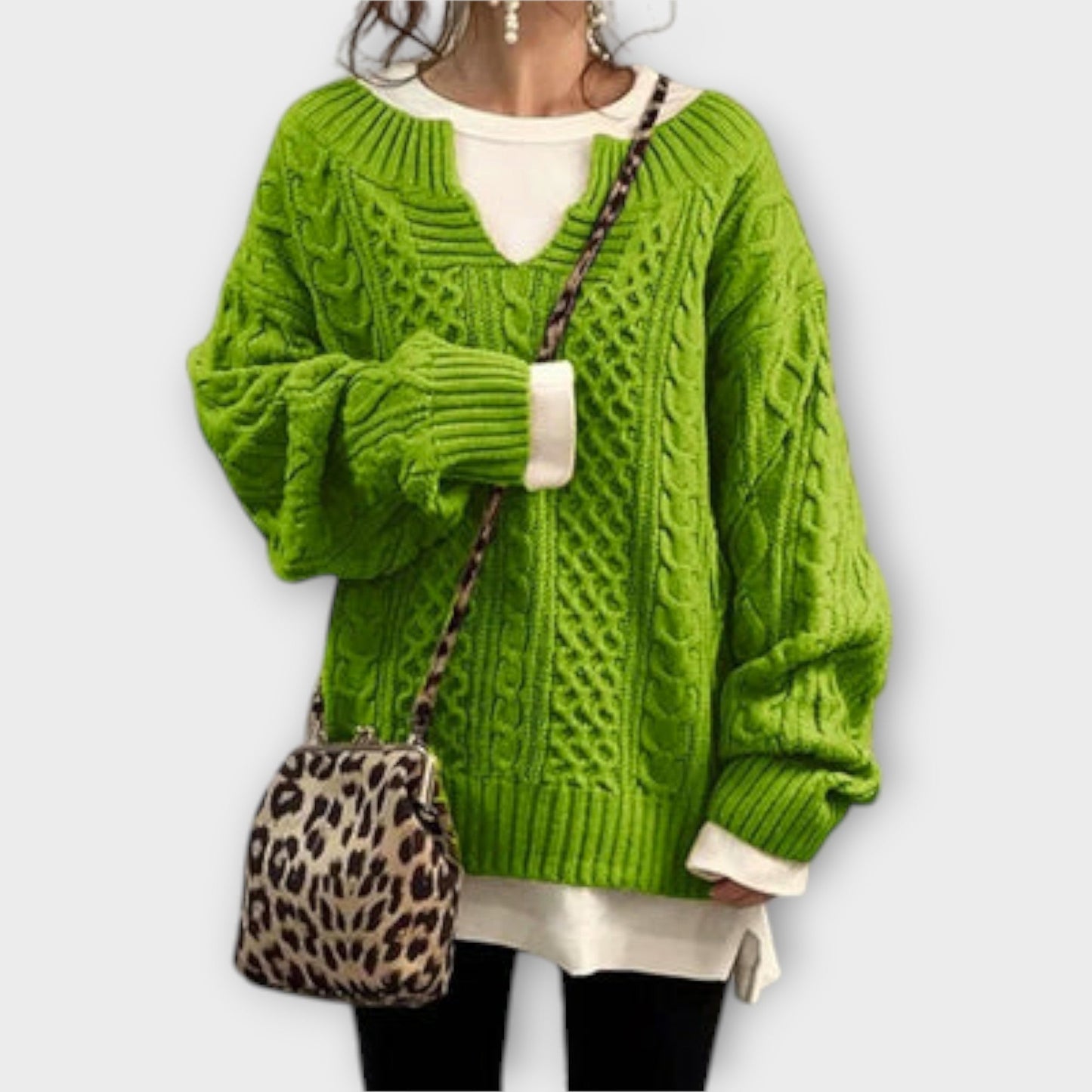 Amy™ | Oversized cable knit sweater