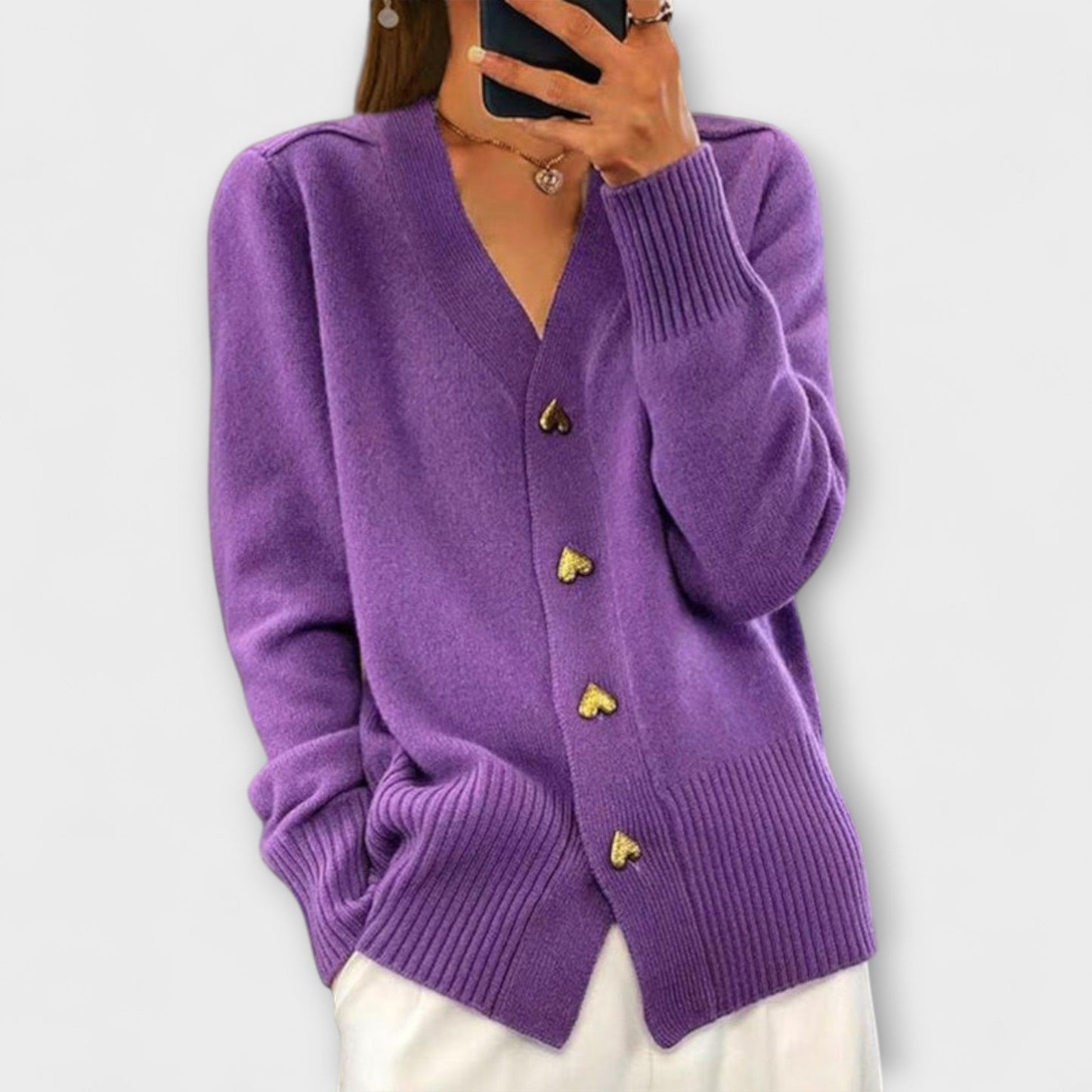 Aurora™ | Women’s V neck sweater with a vintage look