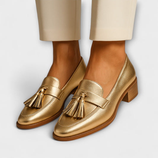 Aurora - Golden Slippers