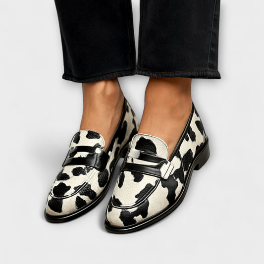 Reign - Statement Slippers